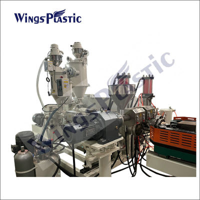 خط إنتاج الأنابيب المموجة بالجدار المزدوج HDPE آلة صنع أنابيب الصرف الصحي البلاستيكية