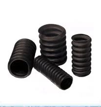 آلة طحن الأنابيب المتعرجة المضغوطة من البلاستيك HDPE آلة طحن أنابيب الكربون